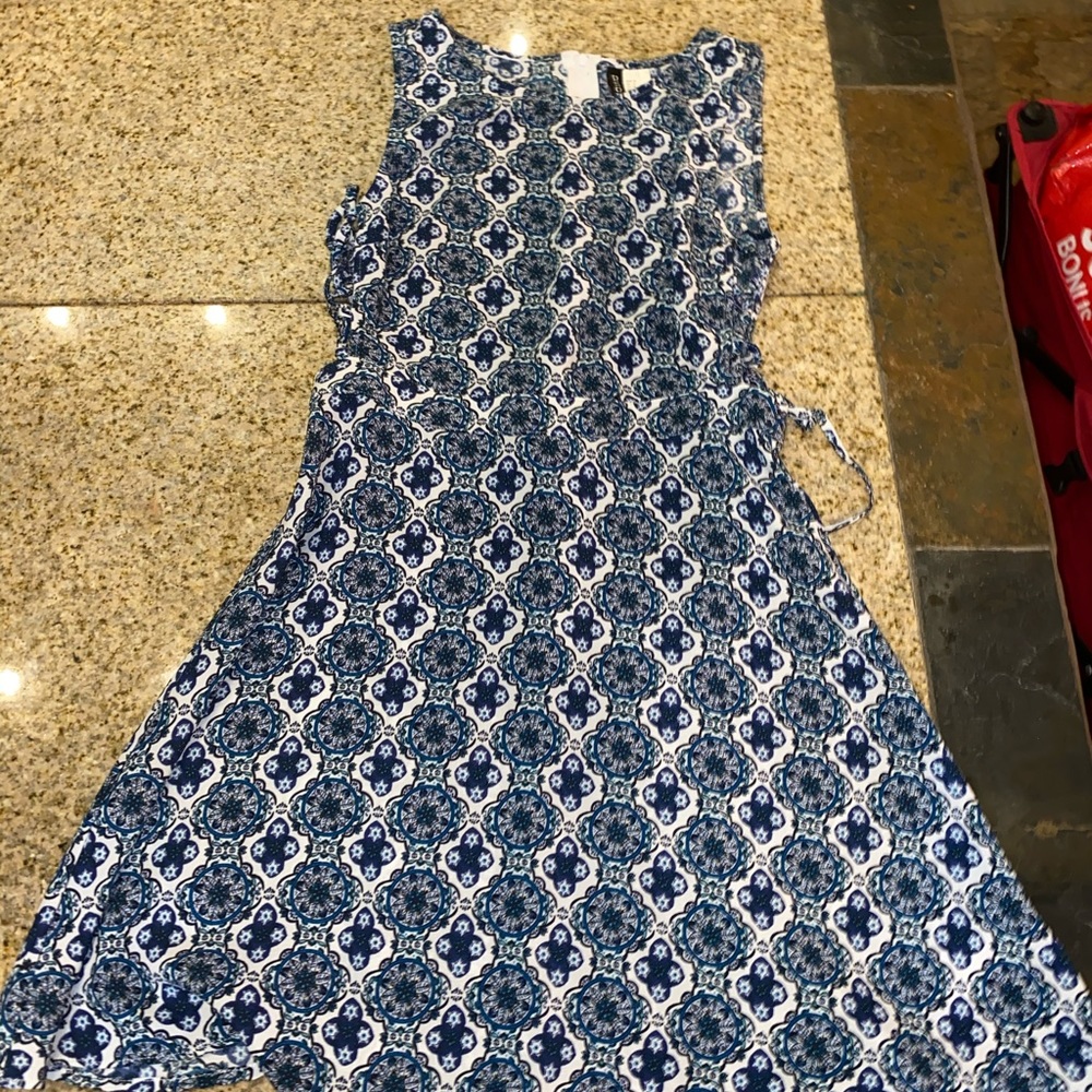 BLUE FLORAL DRESS